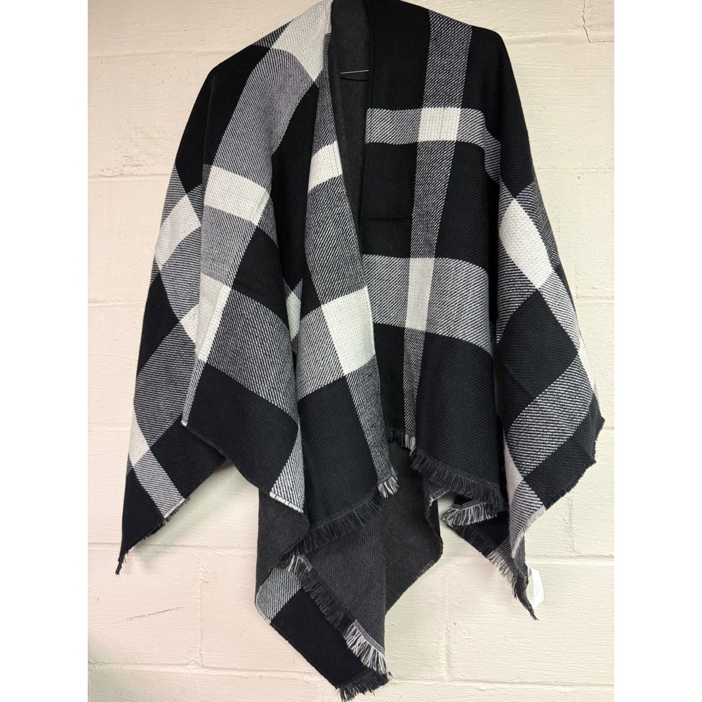 Banana Republic Black White Plaid Reversible Wrap Shawl Poncho Fringe One Size